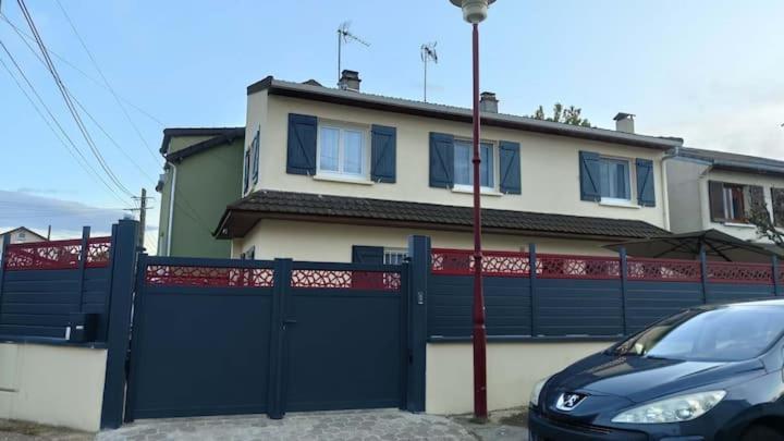 Chambre Privee Pour 4 Personnes En Banlieue Parisienne A Bondy Εξωτερικό φωτογραφία